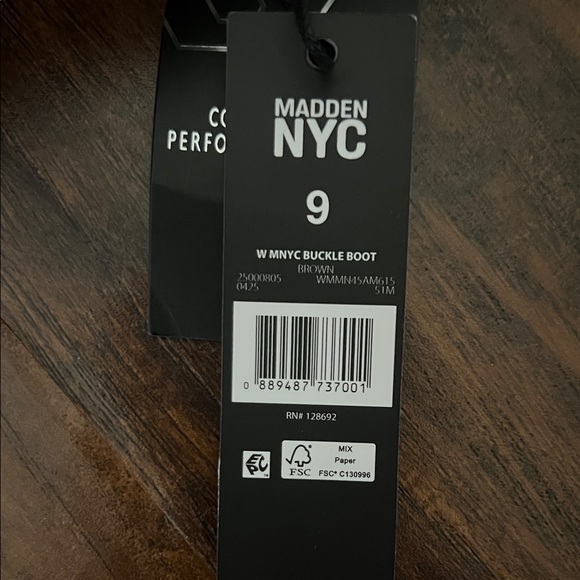 NWT Madden NYC Brown Buckle Strap Lug Sole Combat Boots Size 9 - Picture 2 of 10